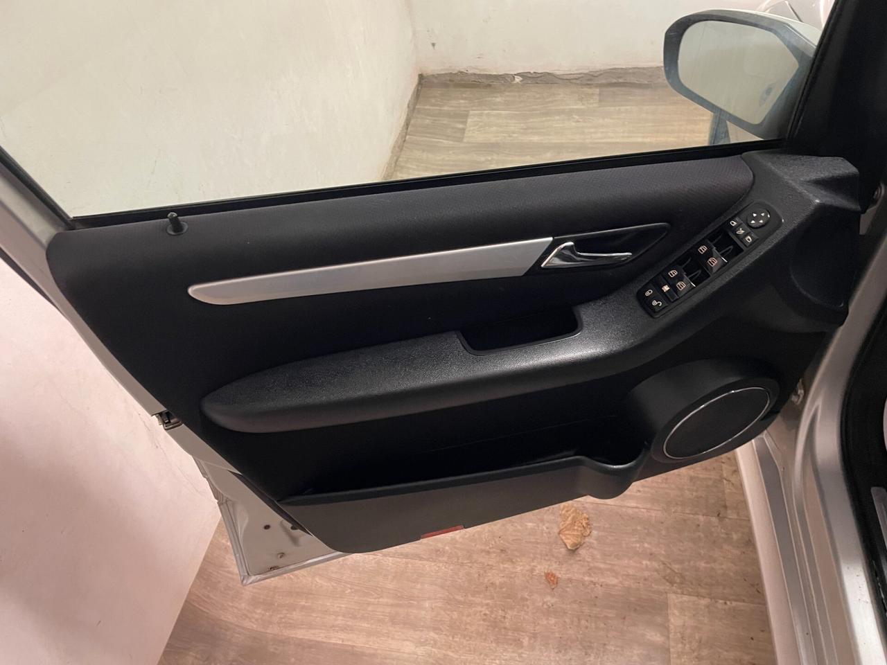 Mercedes-benz B 180 2.0 110 CV CDI Sport Manuale Full optional NEOPATENTATI