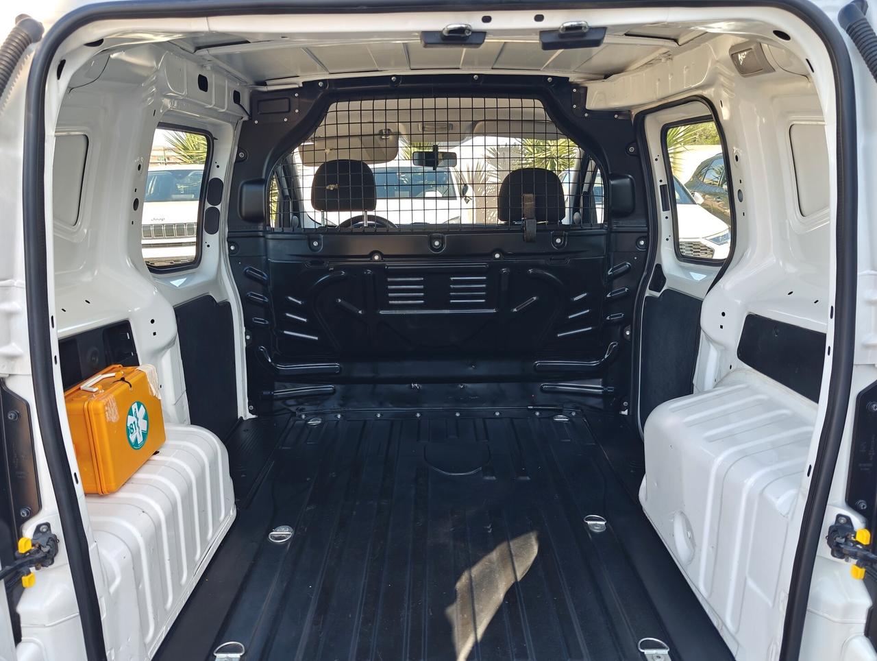 Fiat Fiorino 1.3 MJT Cargo SX 95CV
