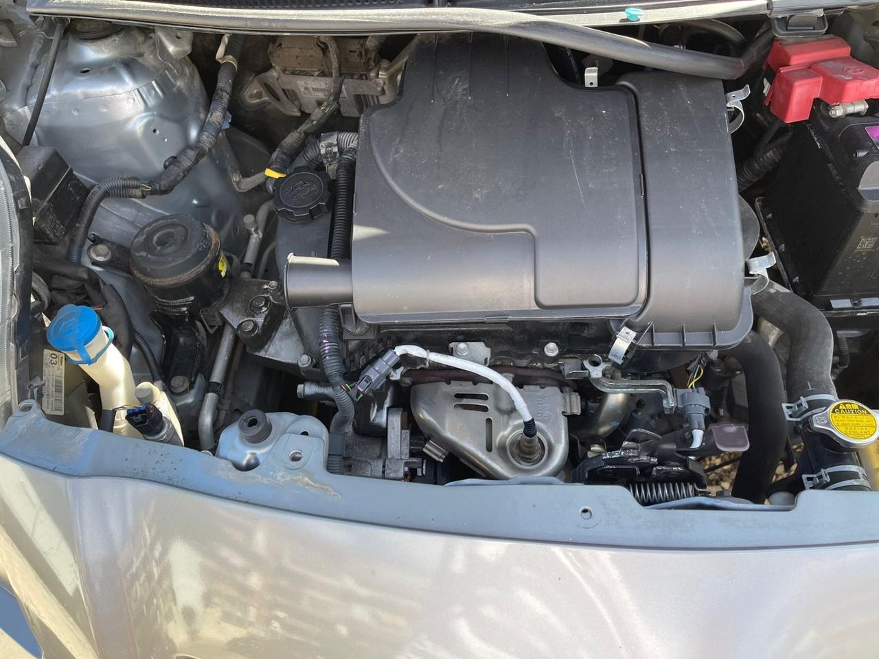 Toyota Yaris 1.0 5 porte