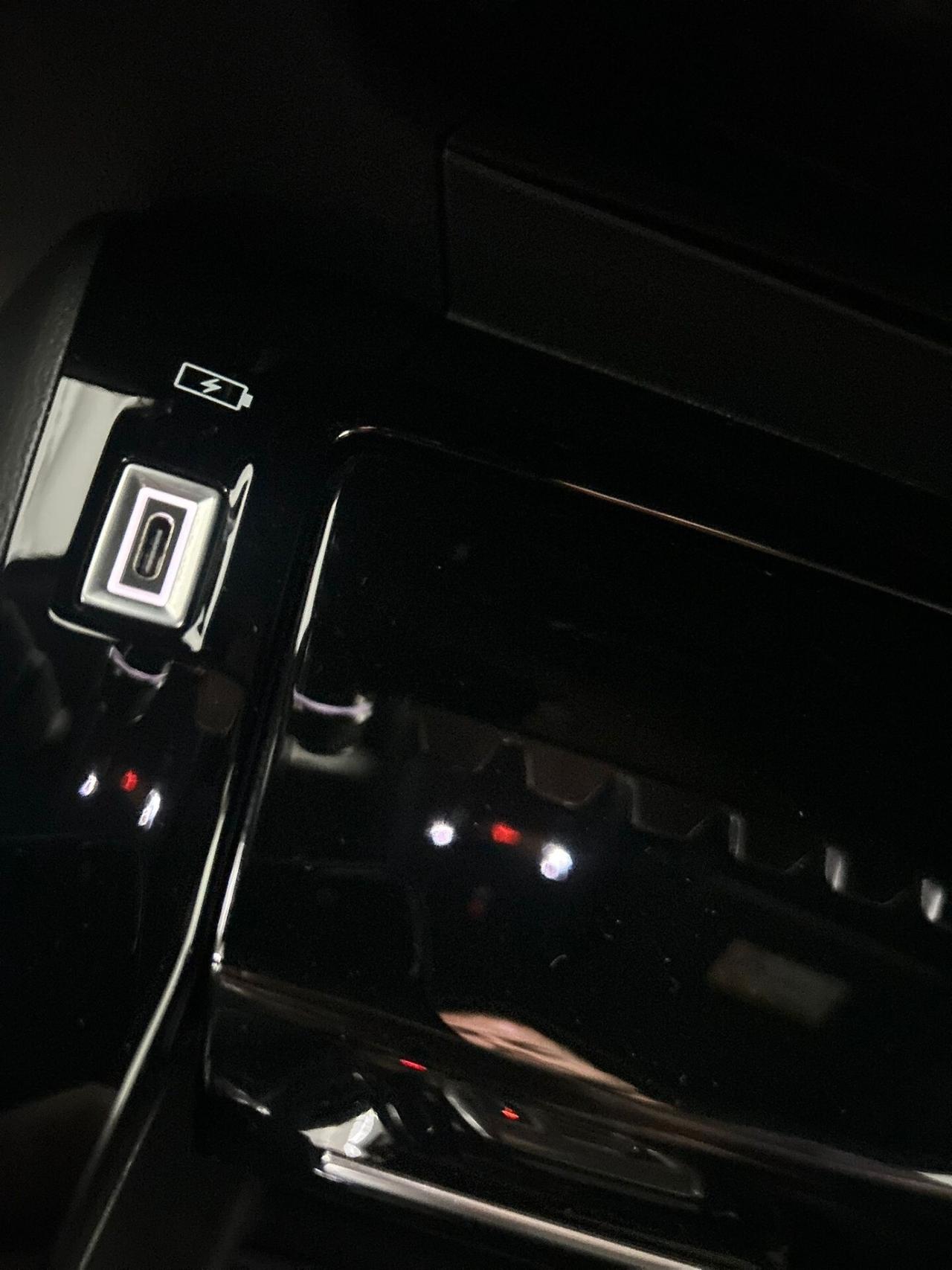 Peugeot 208 Hybrid 145 e-DCS6 GT