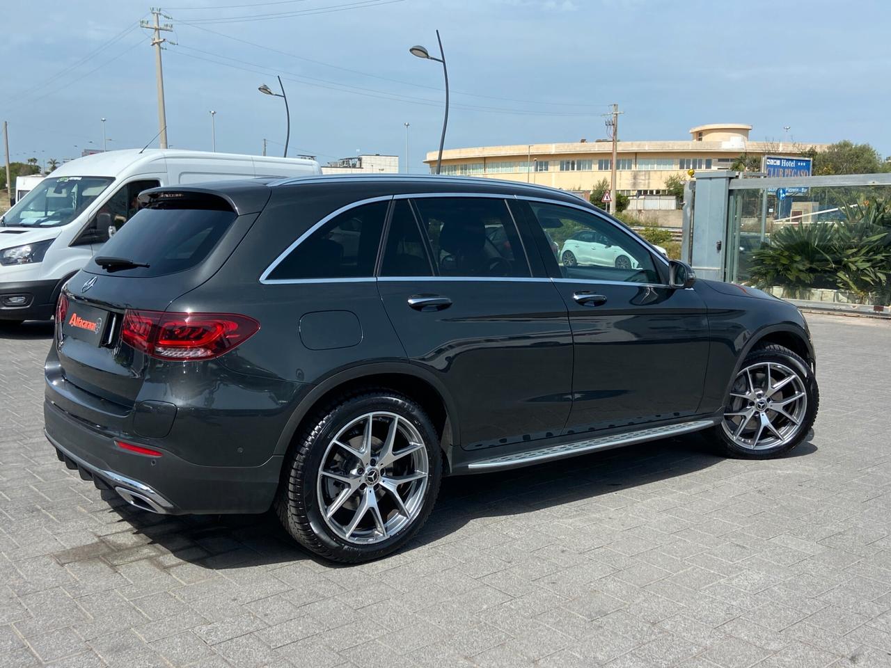 Mercedes-Benz GLC 300e phev (eq-power) Premium 4matic auto