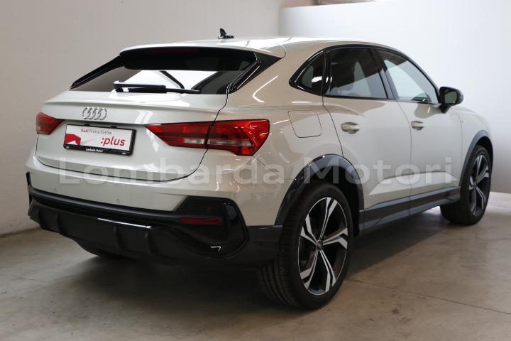 Audi Q3 Sportback 35 1.5 tfsi mhev S Line Edition 150cv s-tronic