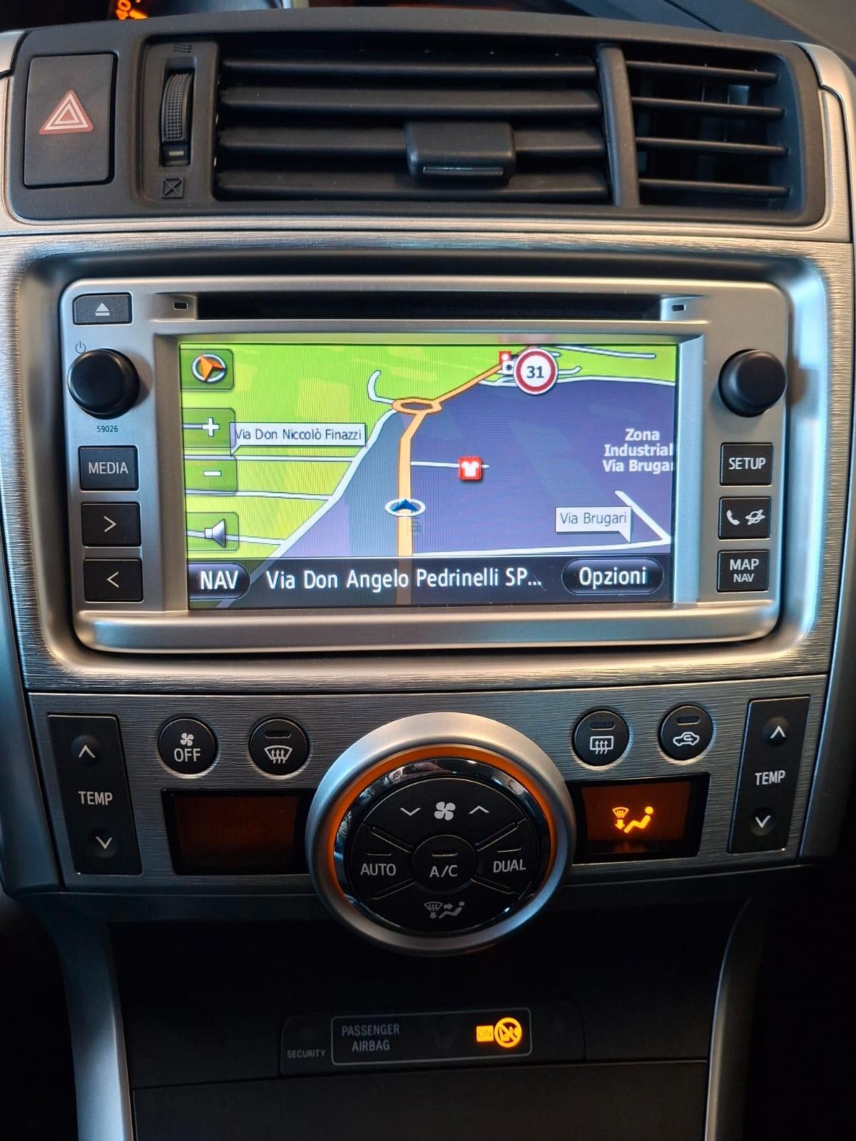 Toyota Verso 2.0d Active *7 POSTI