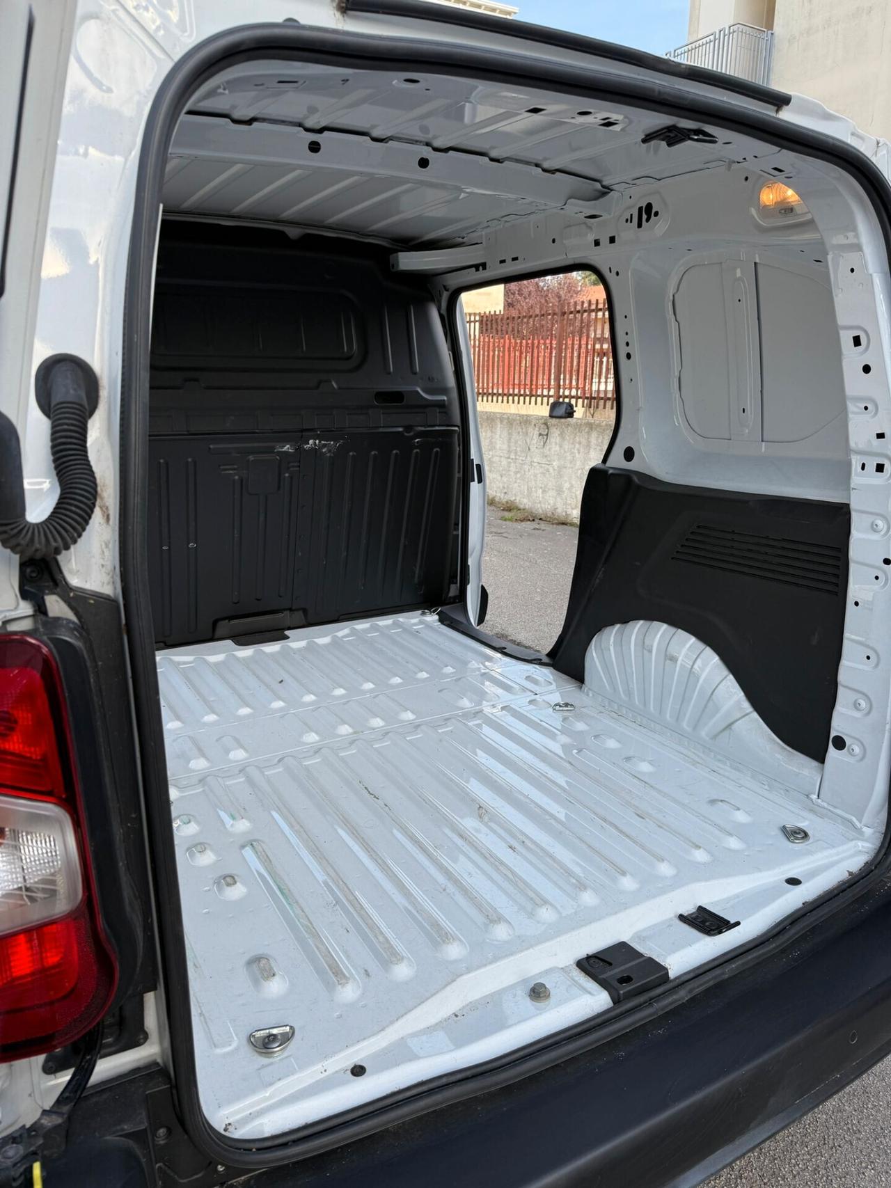 Citroen Berlingo 1.5 100CV 3P Doppia Porta Scorrevole