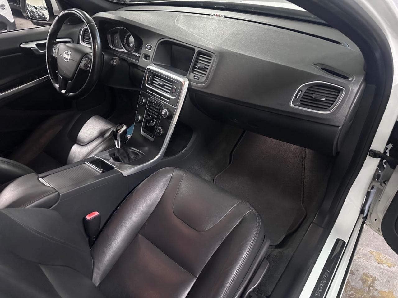 Volvo V60 D4 Momentum