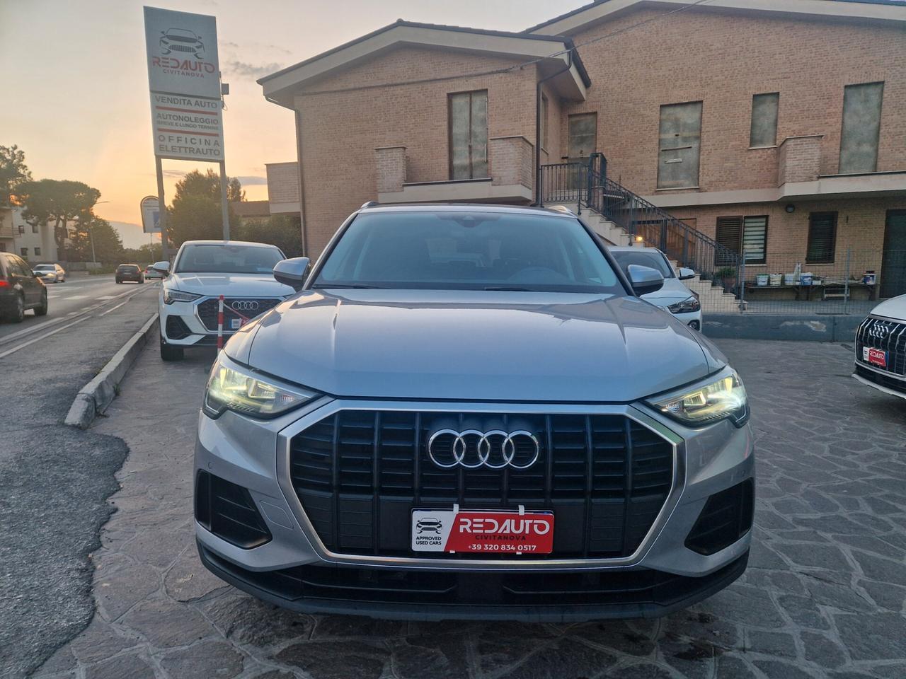 Audi Q3 35 TDI S tronic Business