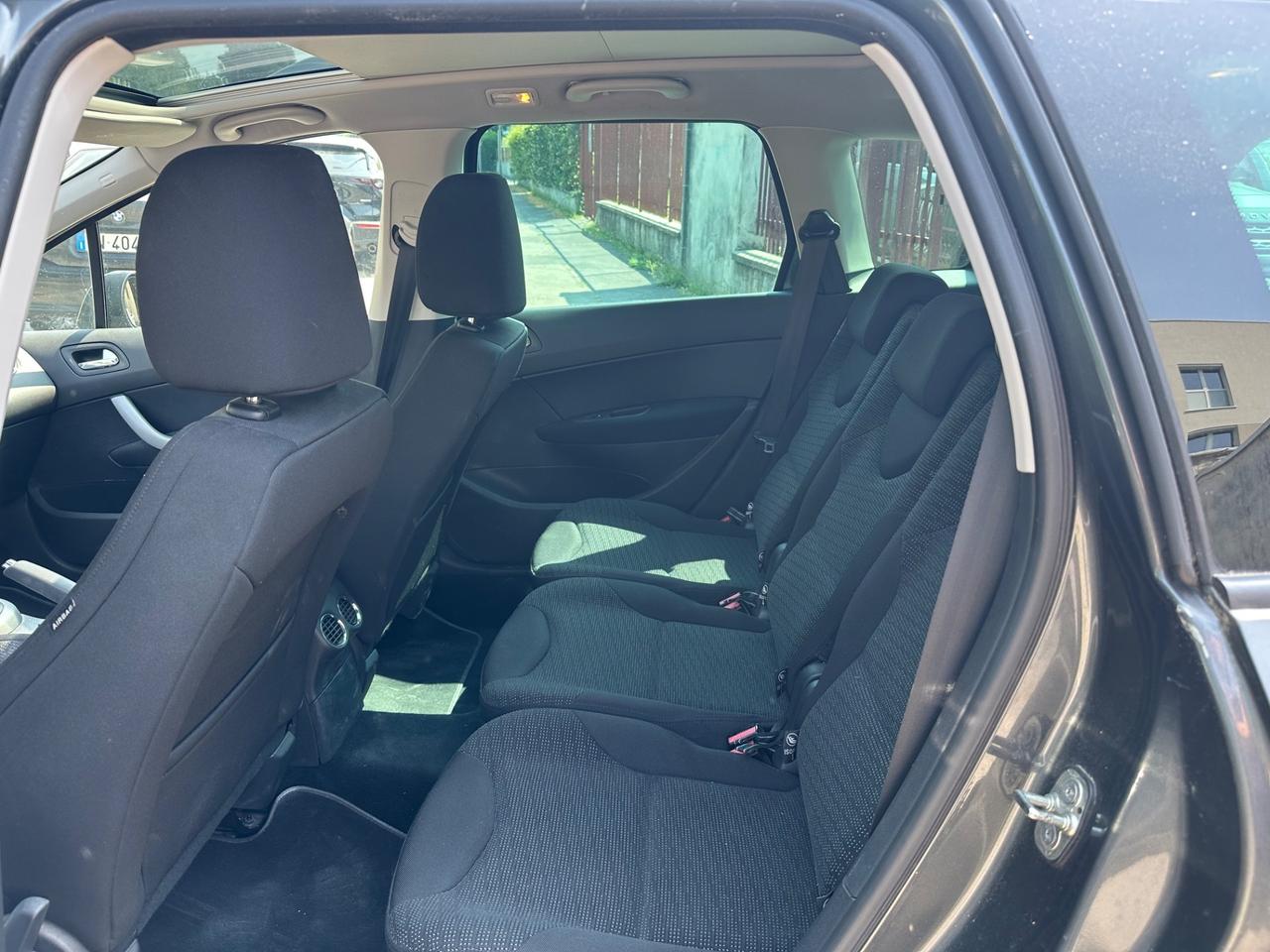 Peugeot 308 1.6 8V HDi 112CV SW Ciel Sportium