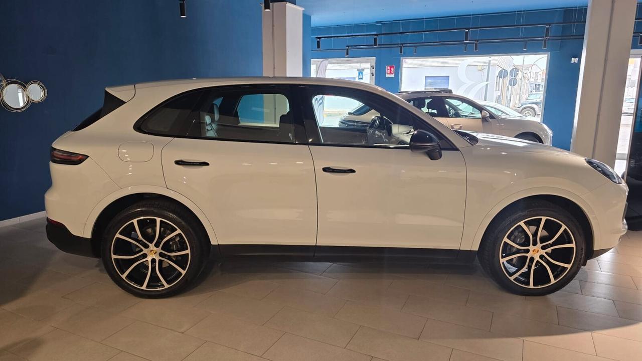 Porsche Cayenne 3.0 V6