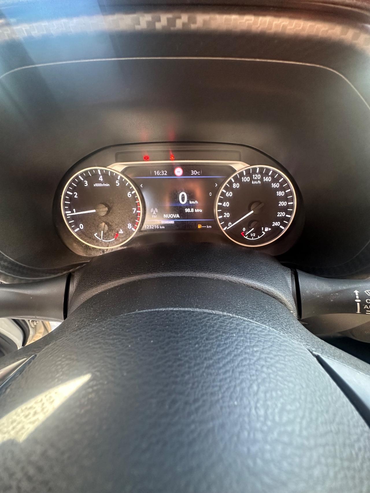 Nissan Juke 1.0 DIG-T 114 CV DCT N-Design
