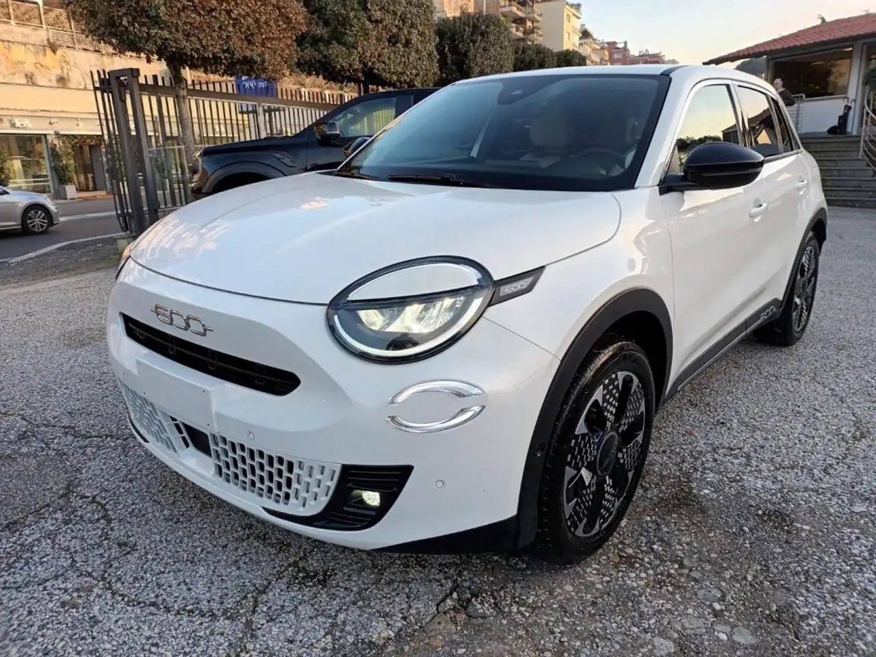 Fiat 600 Hybrid 110 CV DCT MHEV La Prima