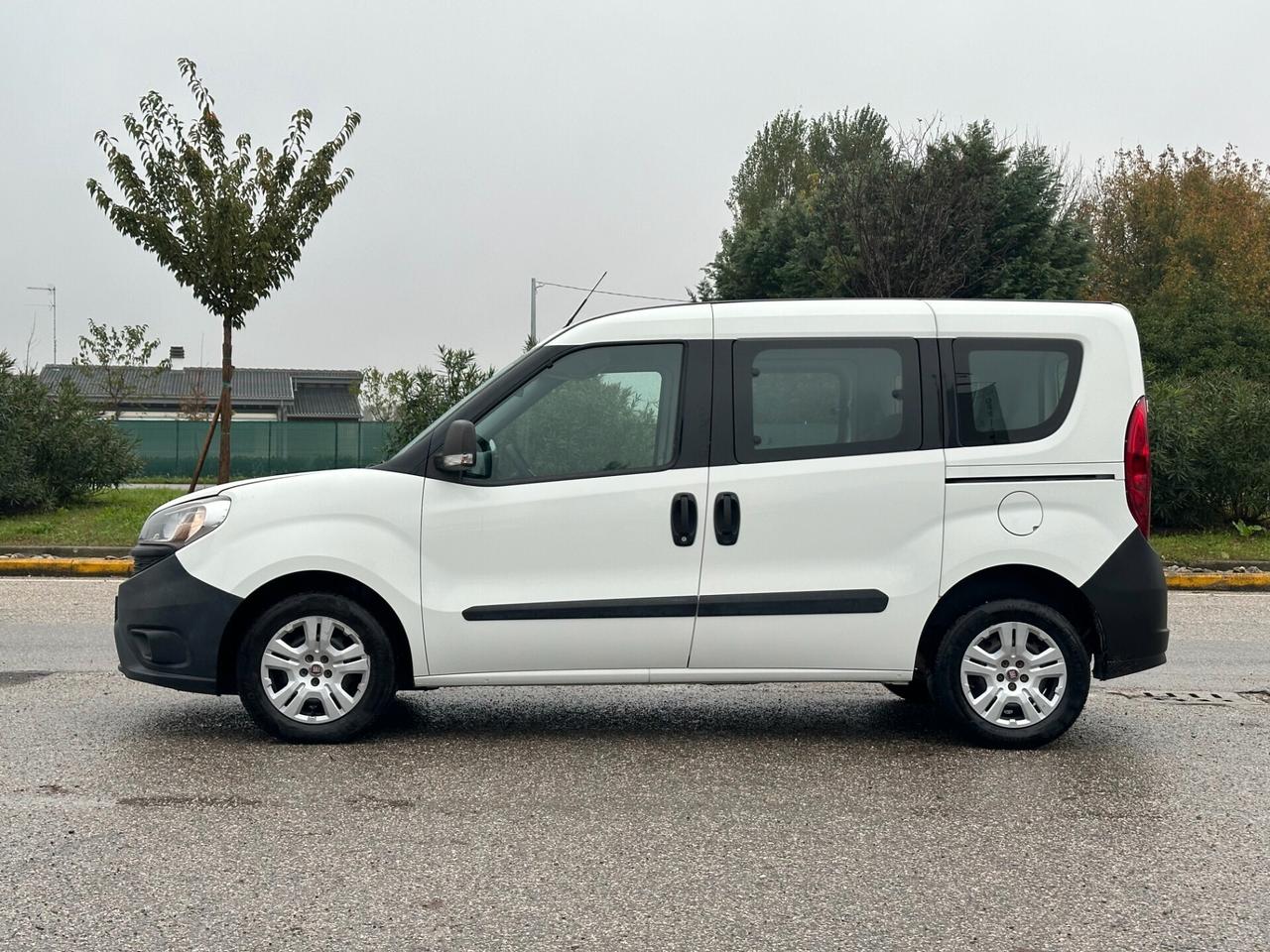 Fiat Doblo AUTOCARRO 5 POSTI 1.3 Mijet