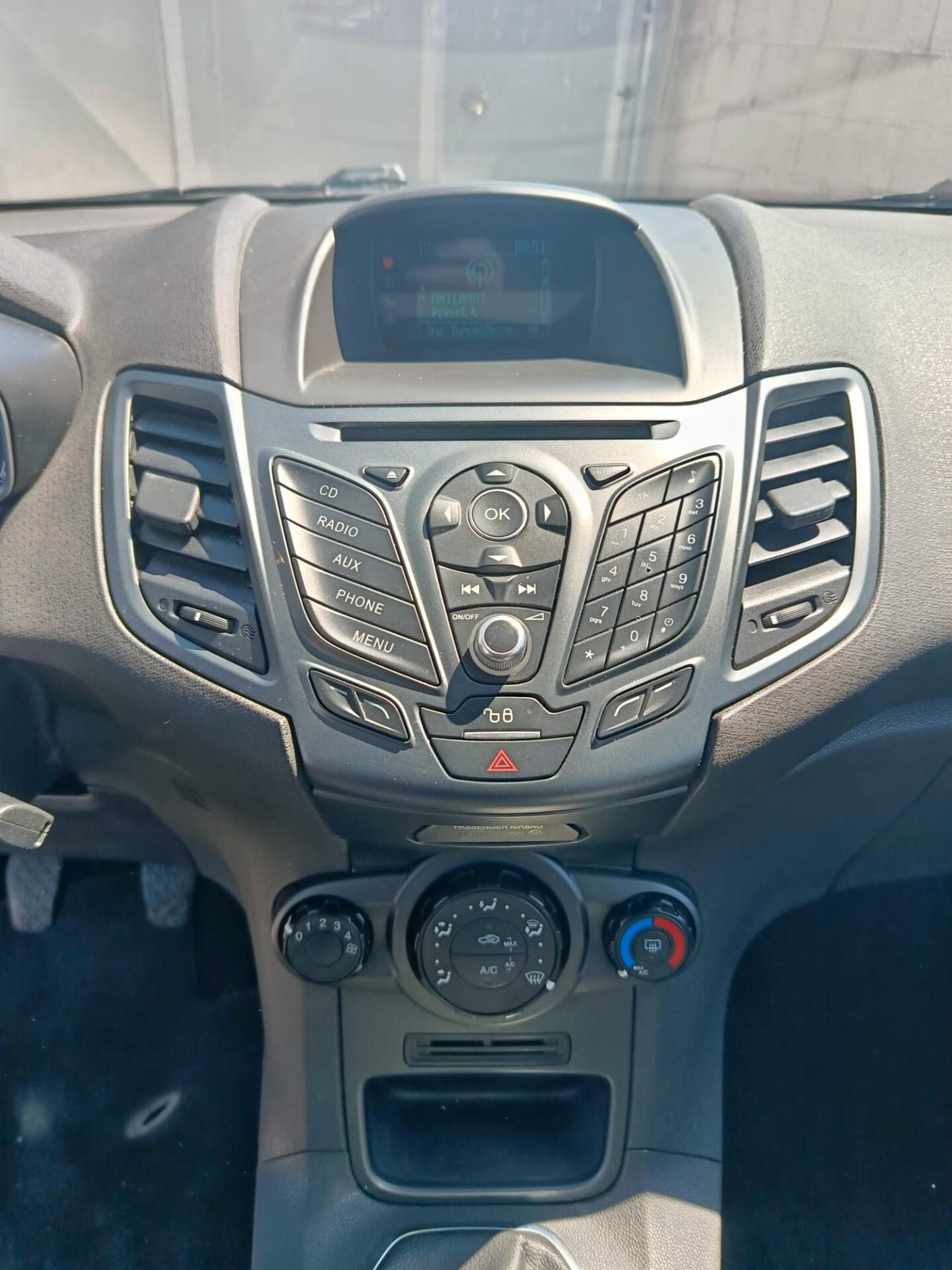 Ford Fiesta 1.4 3 porte Bz.- GPL FINO 2035