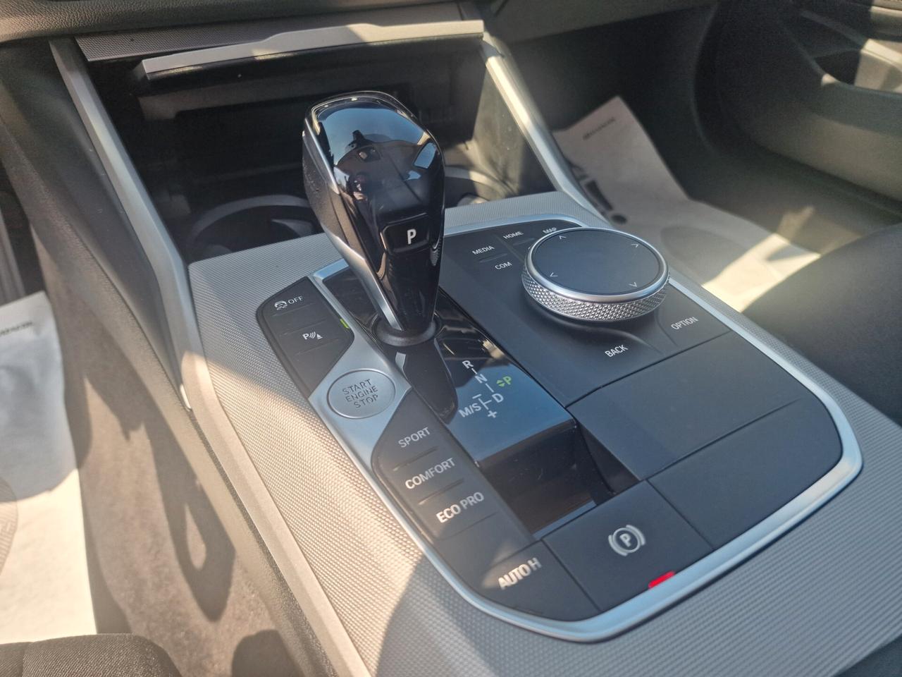 Bmw 320d 48V xDrive Touring Business Advantage