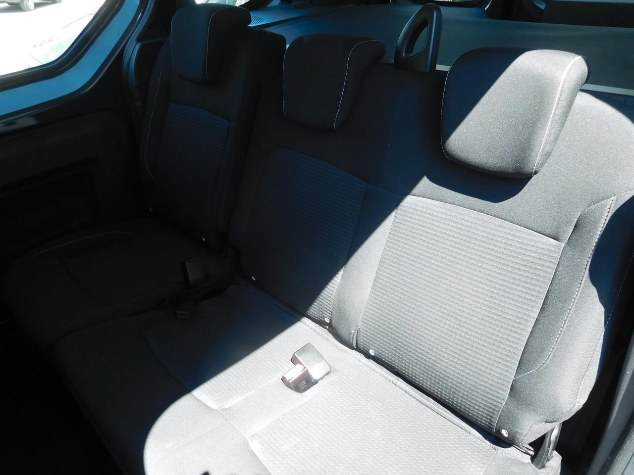 Dacia Dokker 1.6 8V 100CV Start&Stop GPL Lauréate