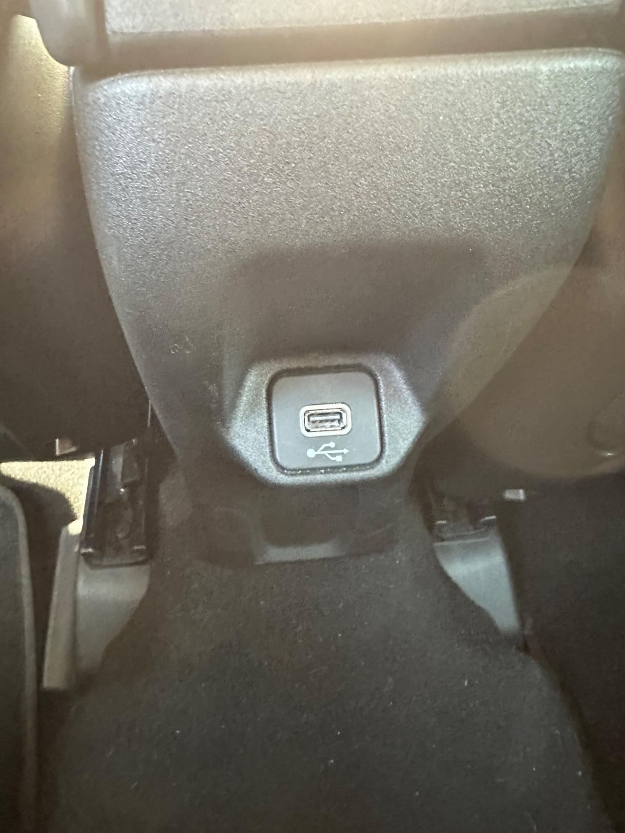 Jeep Renegade 1.5 Turbo T4 MHEV Limited