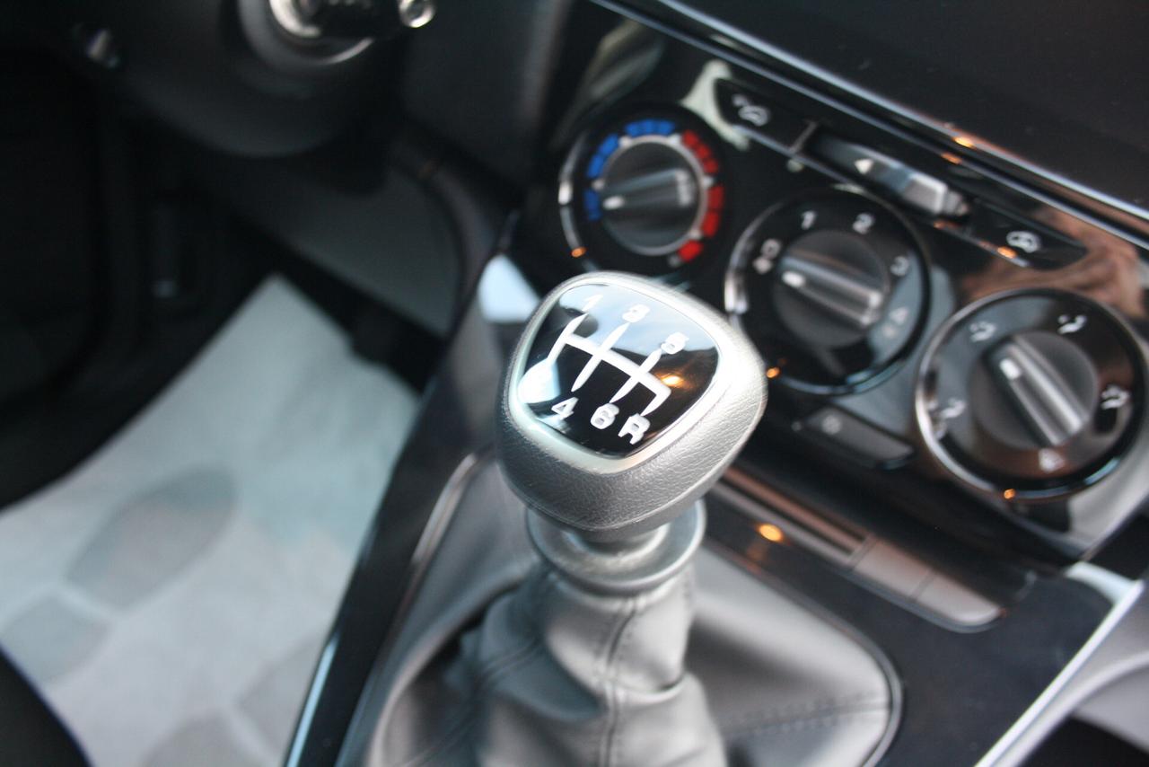 LANCIA YPSILON 1.0 HYBRID 70CV GOLD