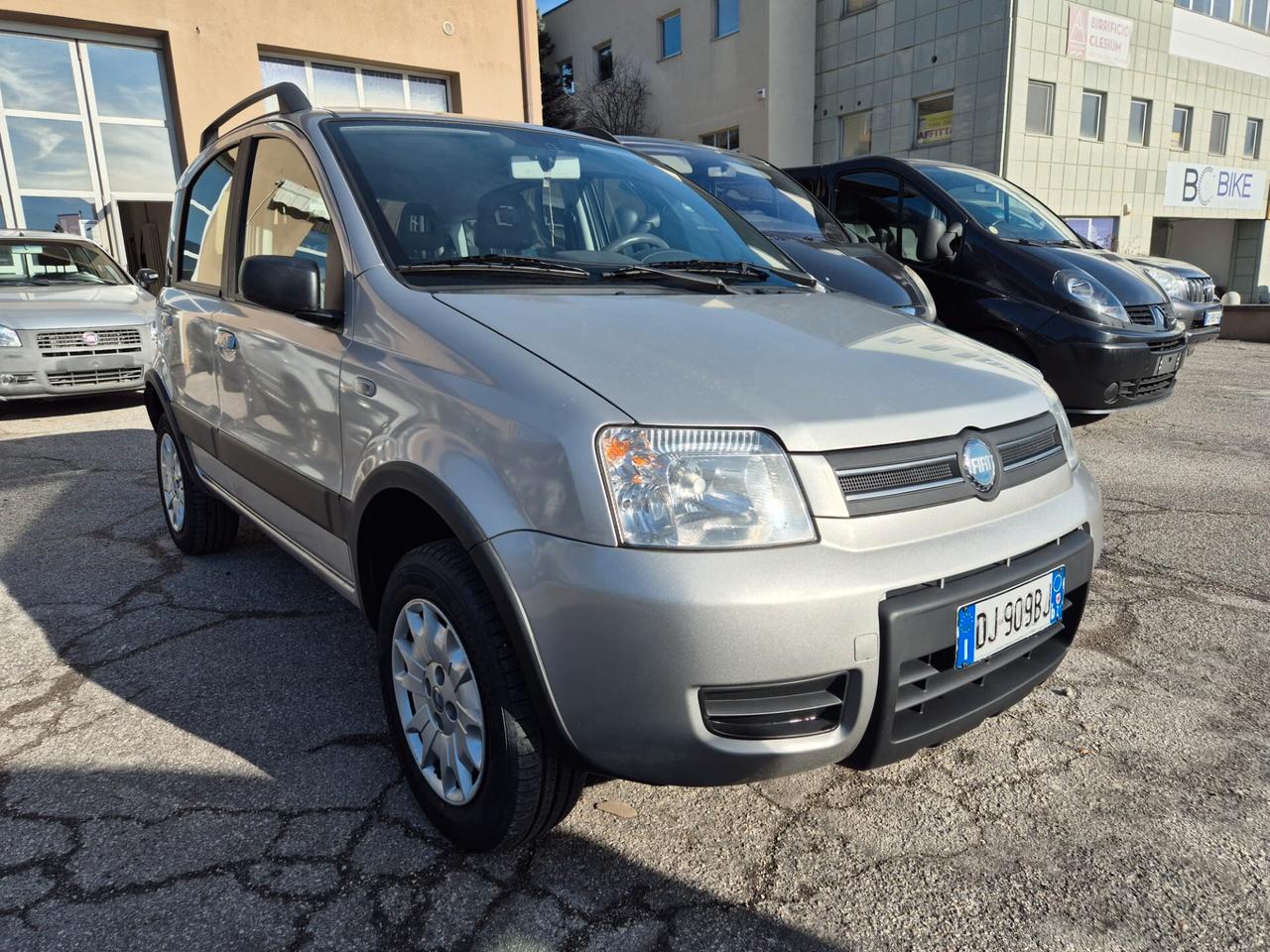 FIAT PANDA 1.2 BENZINA 4X4 72000 KM