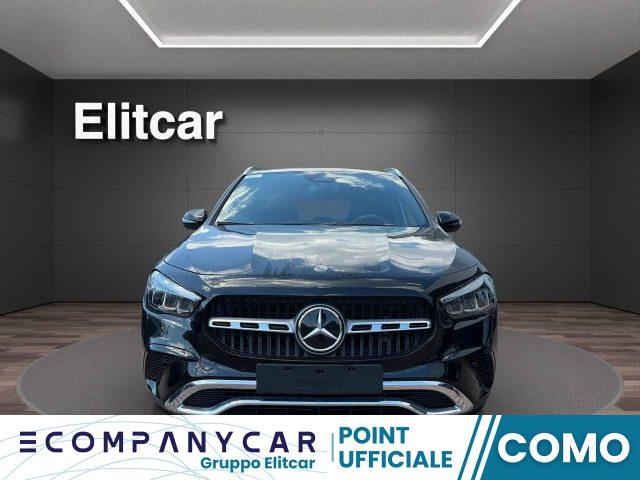 MERCEDES-BENZ GLA 180 Automatic Progressive Advanced