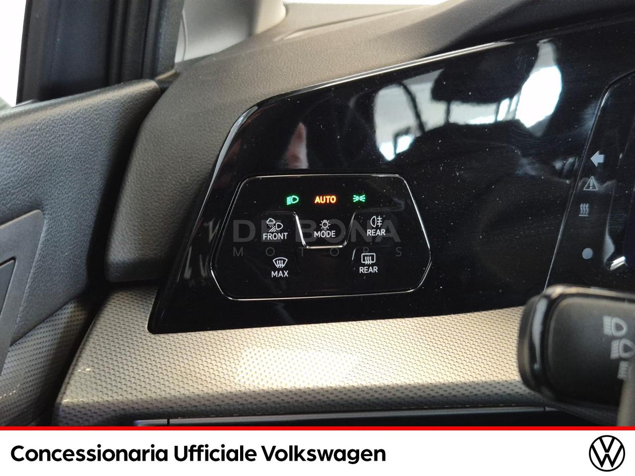 Volkswagen Golf 1.5 etsi style 150cv dsg