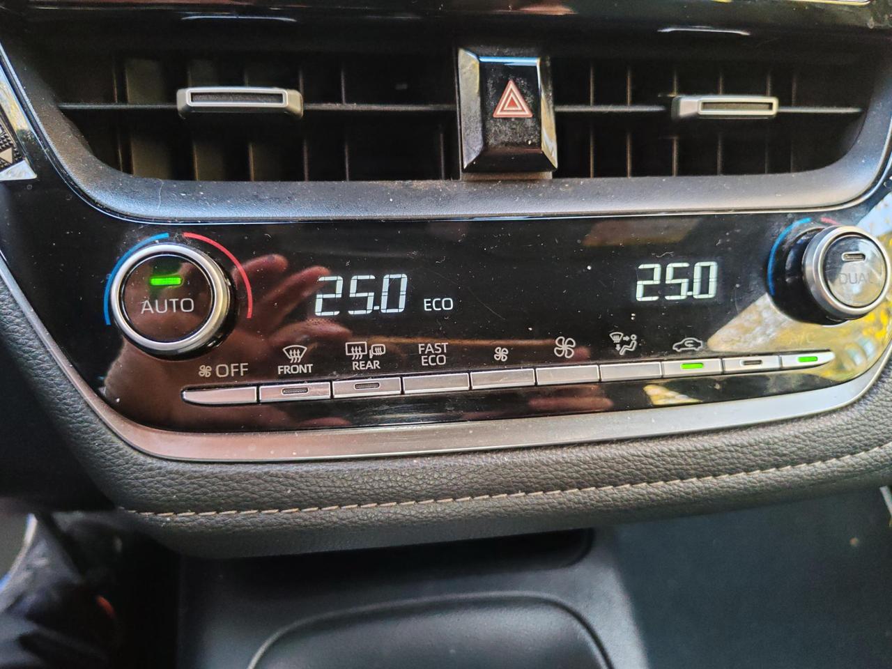 Toyota Corolla 1.8h Active cvt TUTTI TAGLIANDI TOYOTA