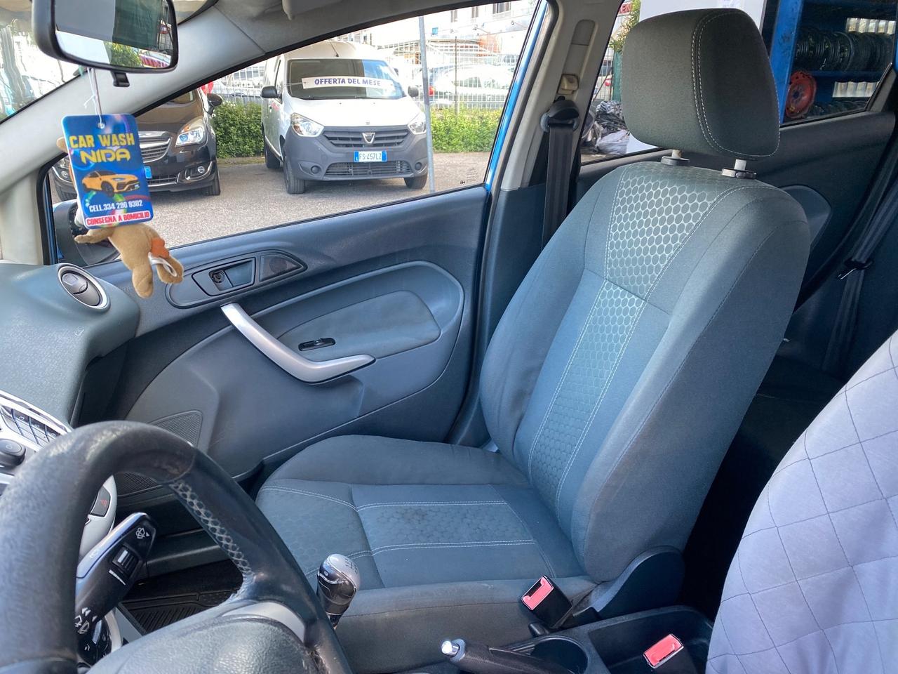 Ford Fiesta 1.6 TDCi 90CV 5 porte DPF Titanium