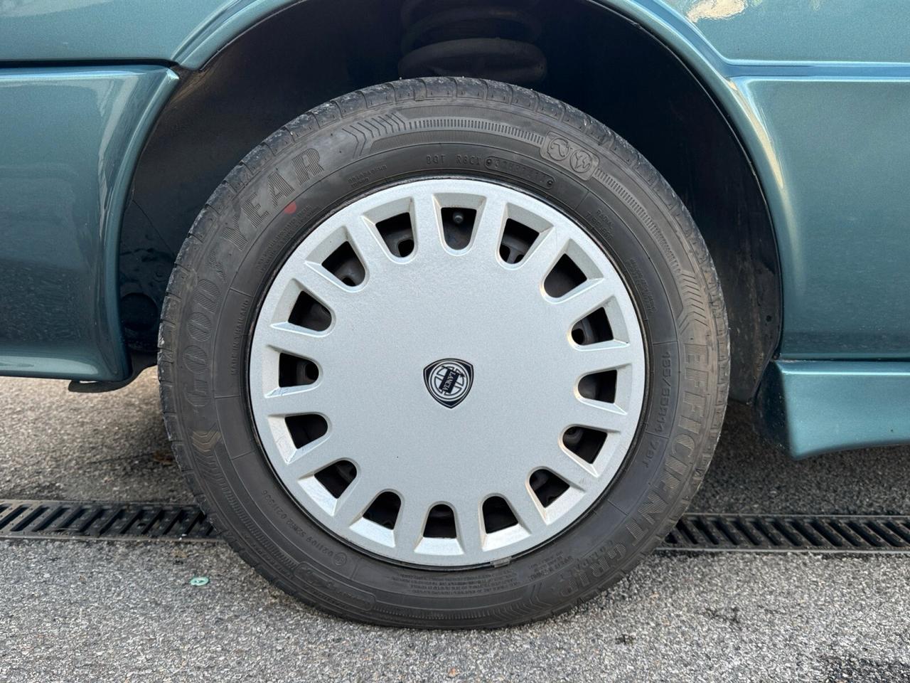 Lancia Delta 1.6 i.e. 90cv