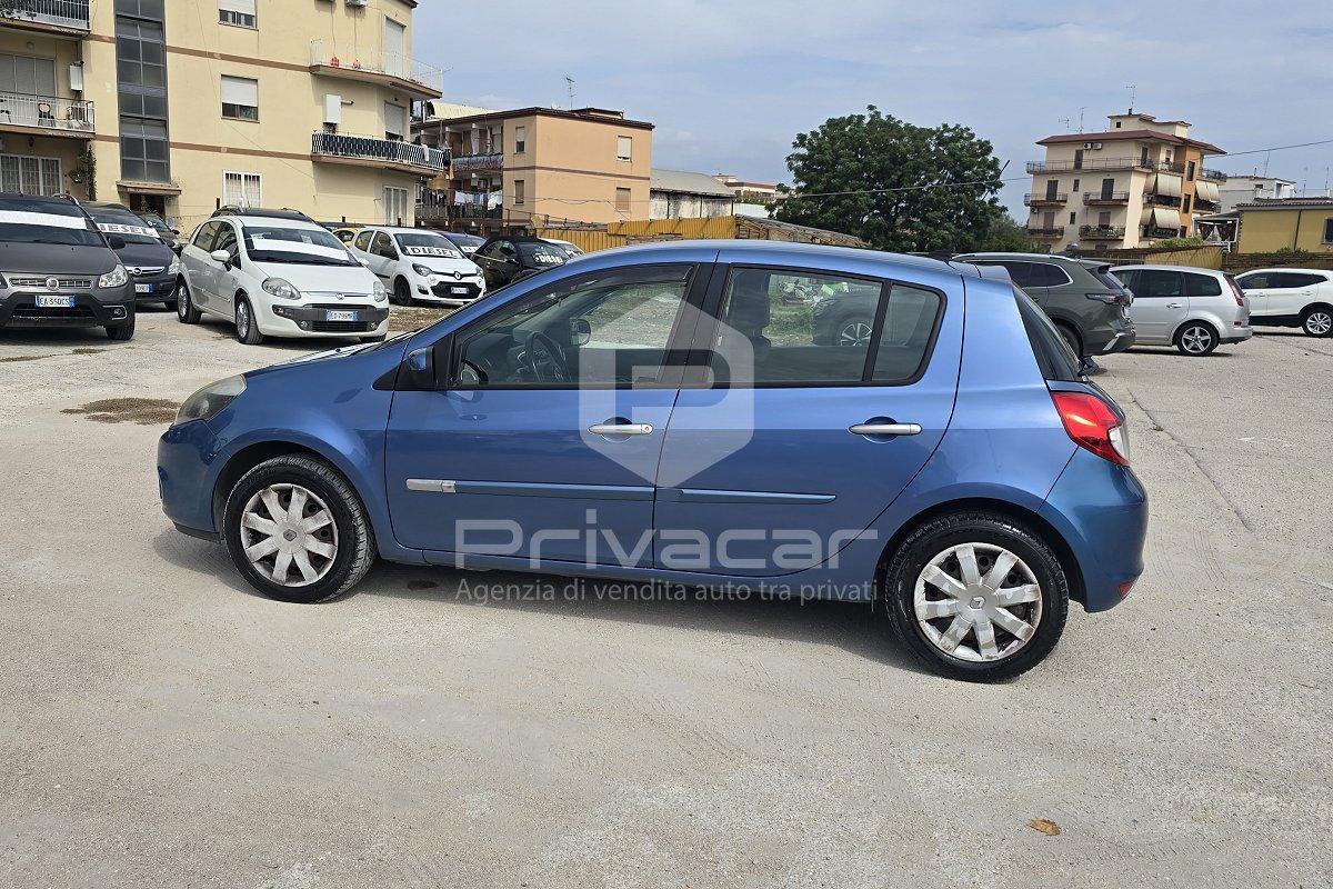 RENAULT Clio 1.2 16V 5 porte Confort