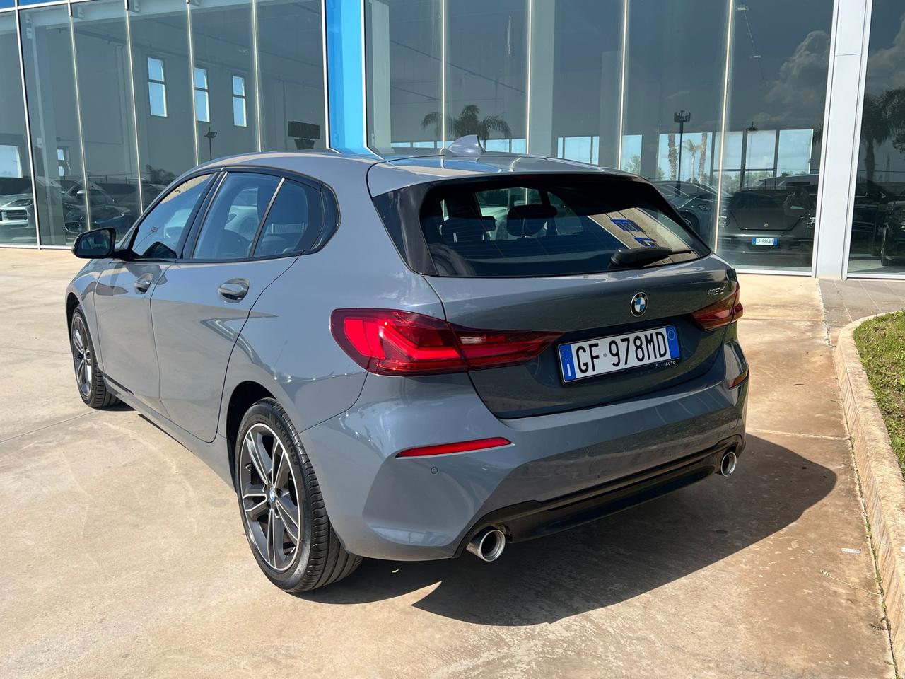 Bmw 118d Sport auto possibilità noleggio no scoring