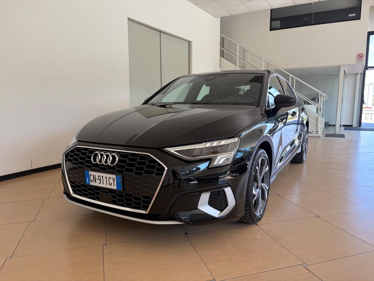 Audi A3 SPB 30 g-tron S tronic Business Advanced METANO !!