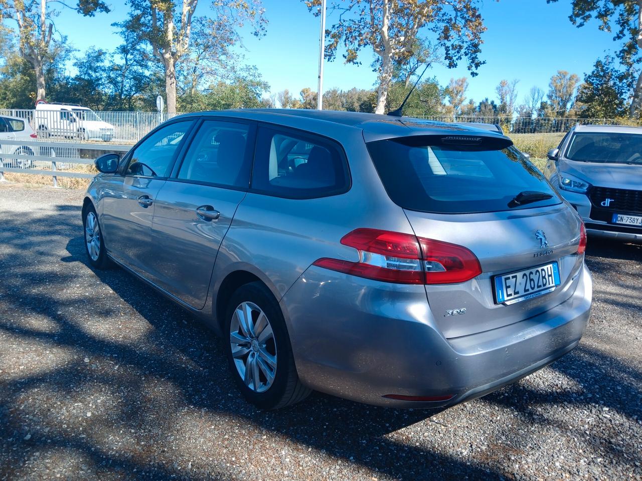 Peugeot 308 BlueHDi 130 S&S EAT8 SW Allure Pack