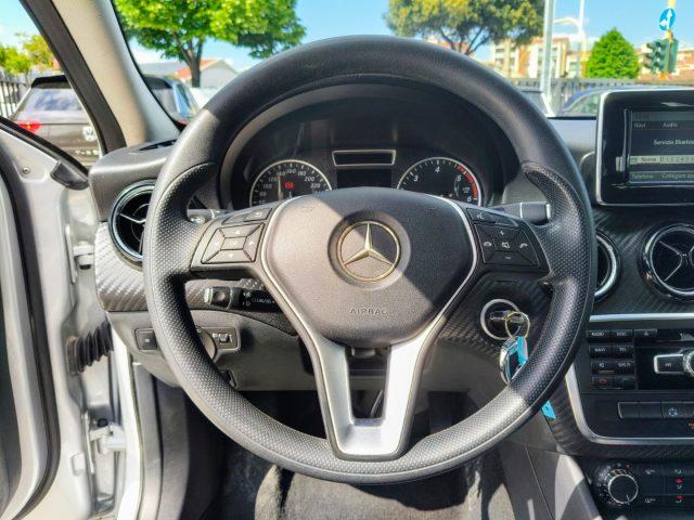 MERCEDES-BENZ GLA 180 d Automatic Paddle Uniproprietario Neopatentati