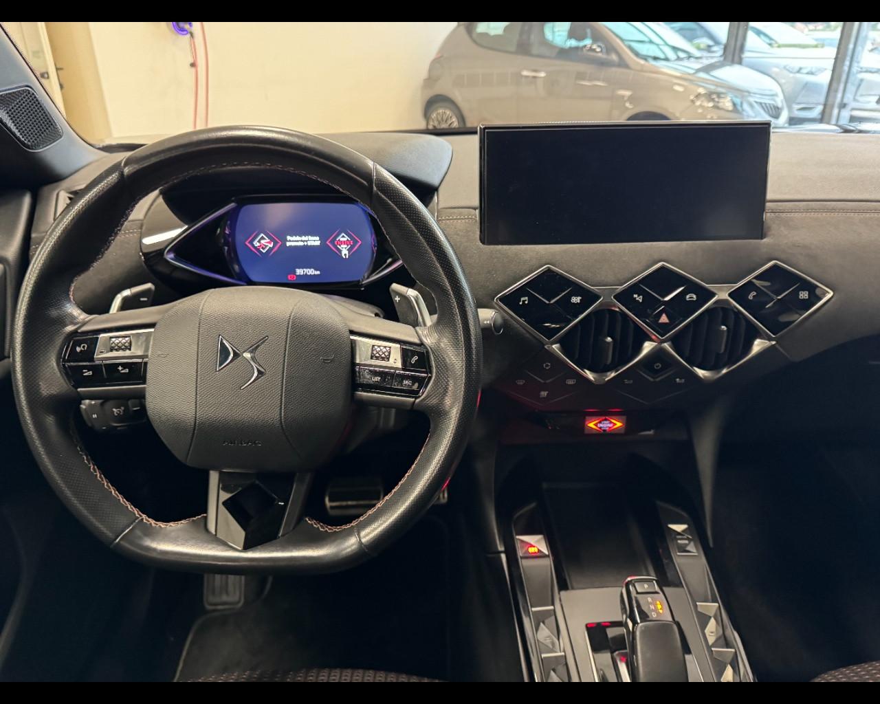 DS DS 3 2ª serie - DS 3 Crossback PureTech 155 aut. Performance