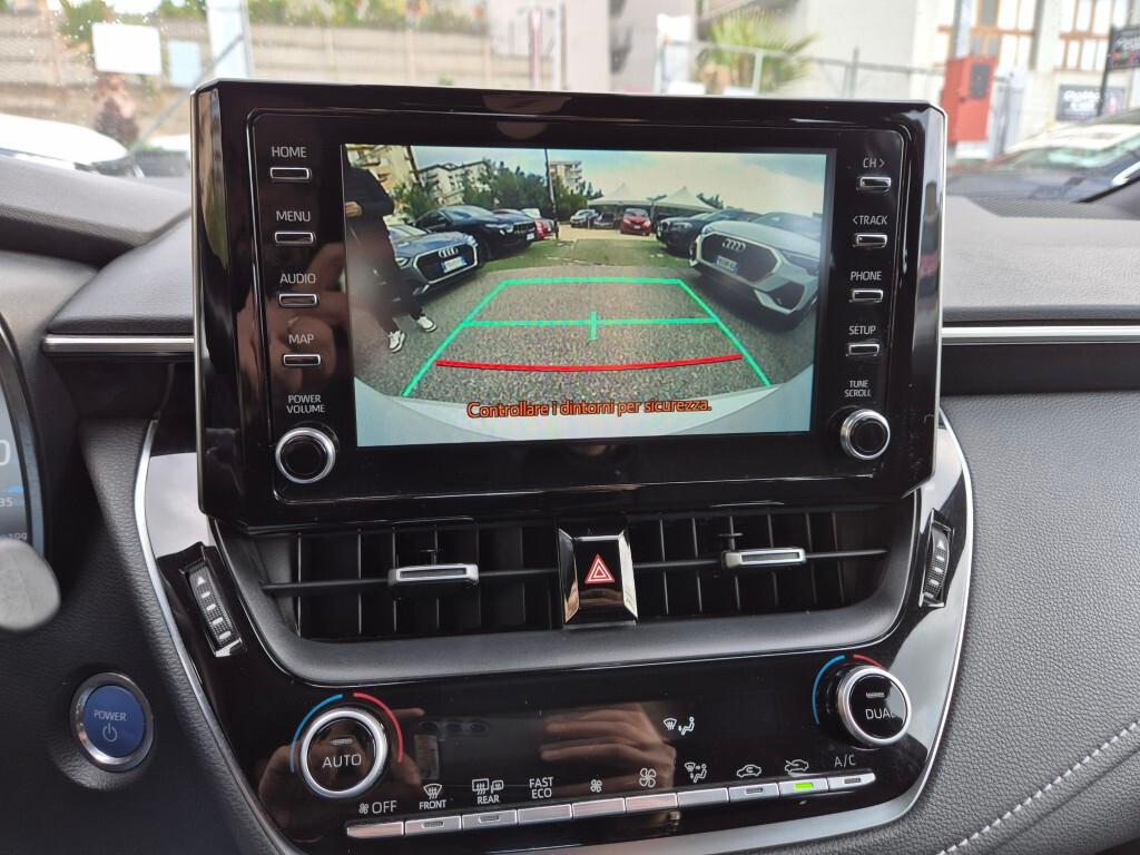 Toyota Corolla 1.8 Hybrid Business