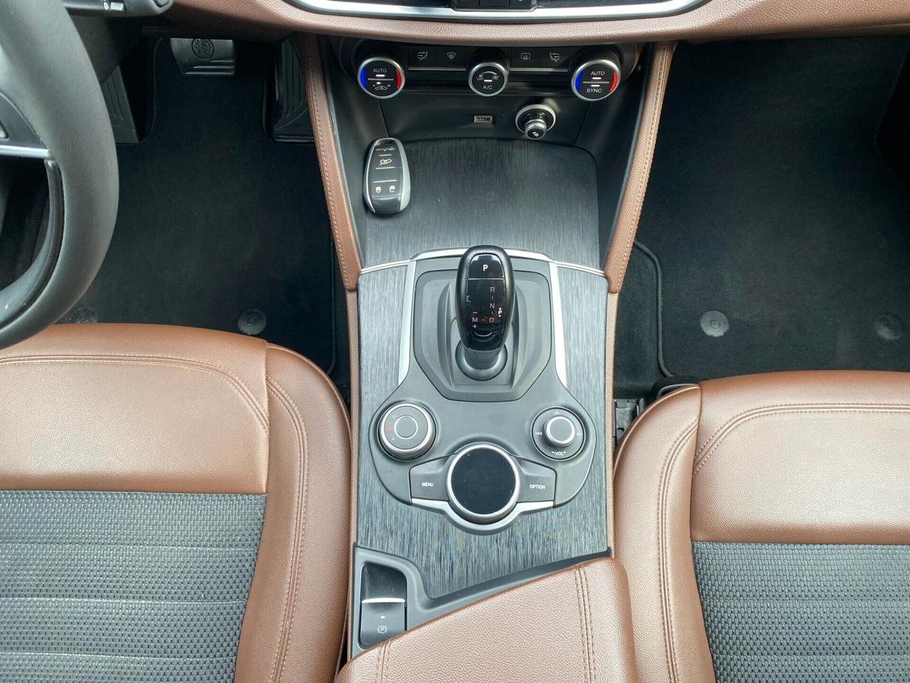 Alfa Romeo Stelvio 2.2 210 CV AT8 Q4 Super