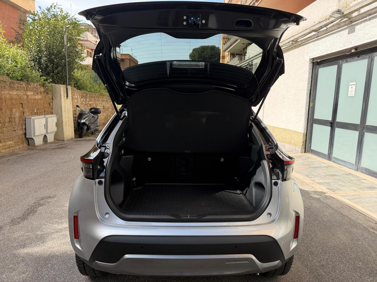 Toyota Yaris Cross 1.5 Hybrid 5p. E-CVT AWD-i Adventure