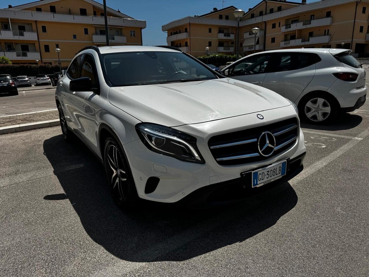 MERCEDES GLA 200CDI SPORT NIGHT EDITION AT7