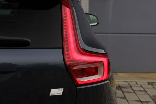 VOLVO XC40 T4 Recharge Plug-in Hybrid Inscription