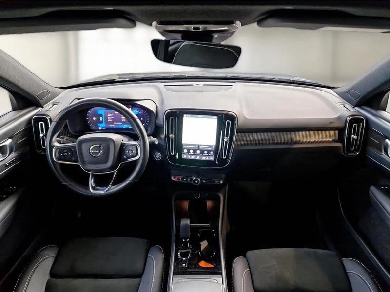 VOLVO XC40 B3 AUTOMATICO ULTIMATE DARK SUV