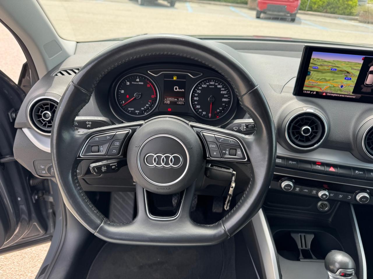 Audi Q2 30 TDI S tronic Identity Black