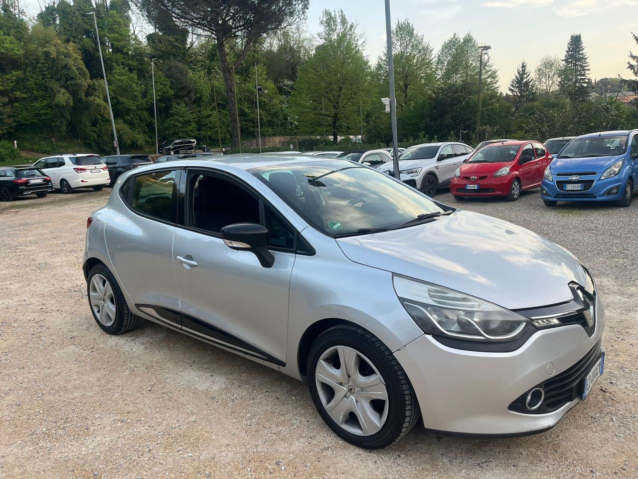 Renault Clio 1.5 Diesel - Neopatentati