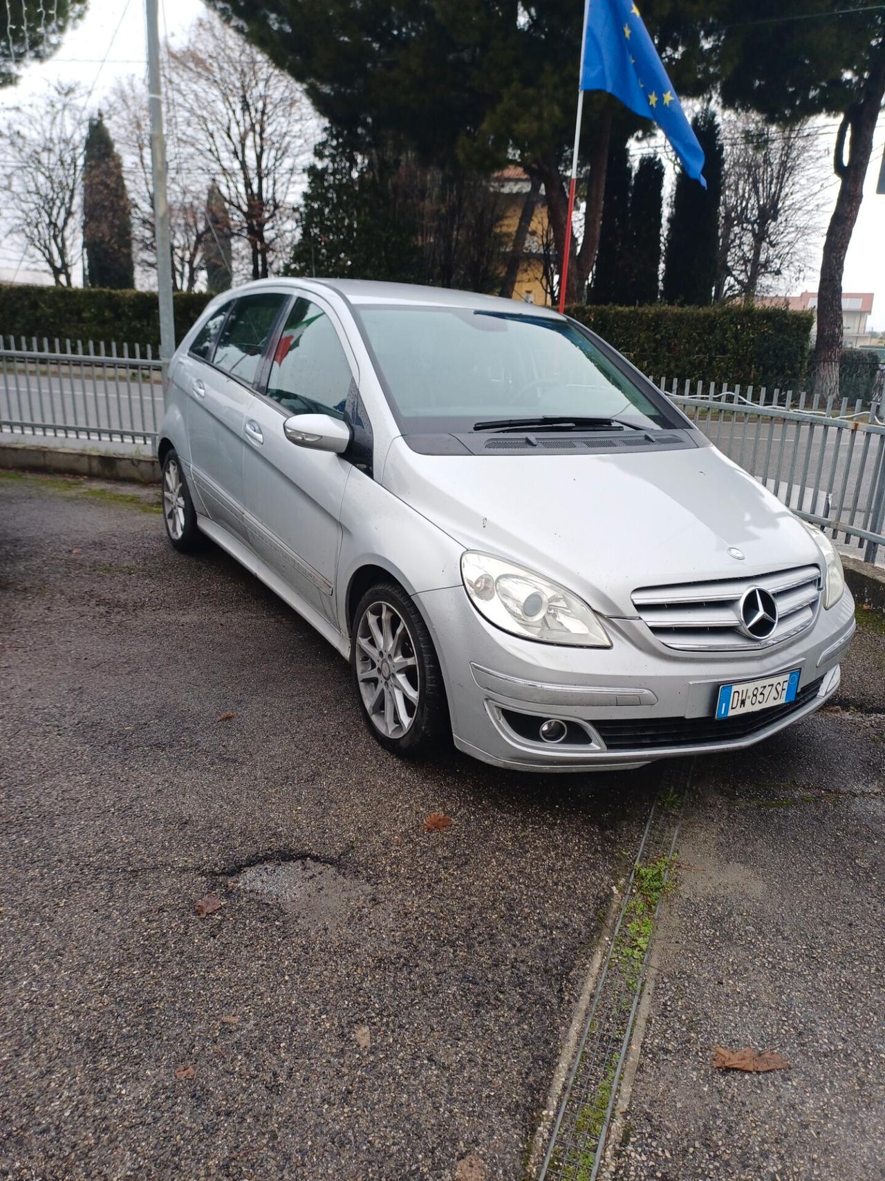 Mercedes-benz B 180 CDI
