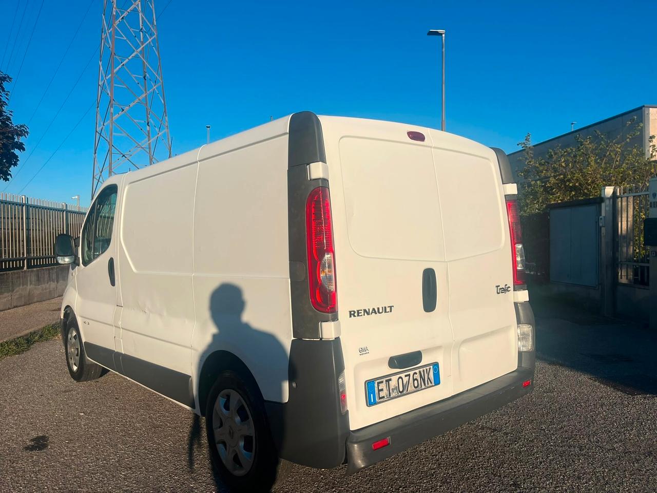Renault trafic 2.0 dci