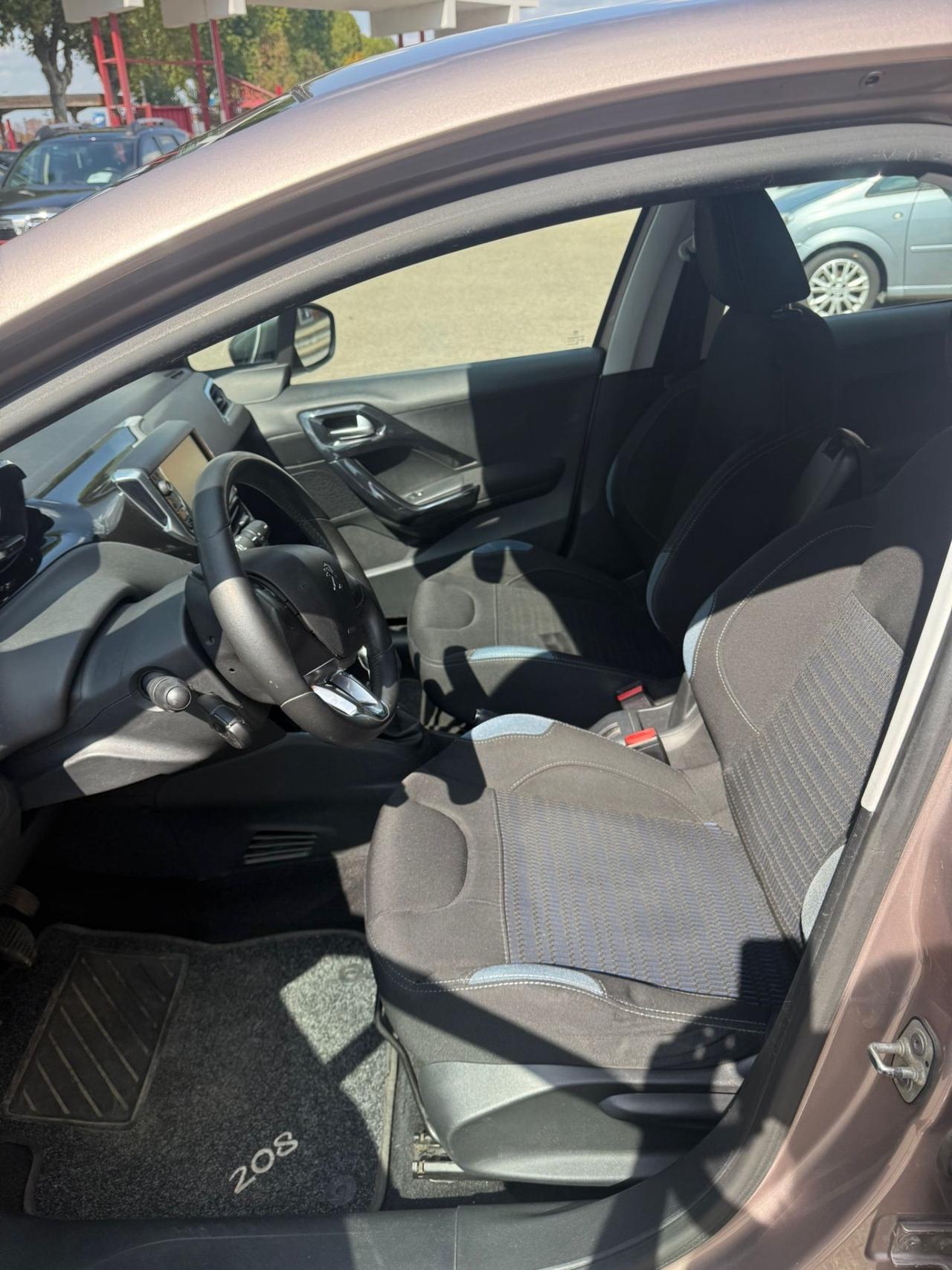 Peugeot 208 1.4 VTi 95 CV 5p. GPL Allure
