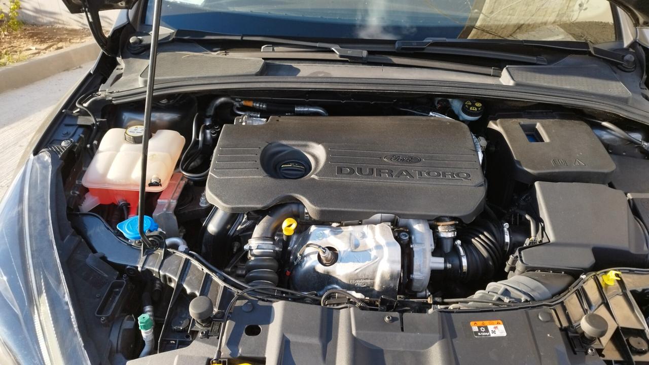 Ford Focus 1.5 TDCi 120 CV Start&Stop Powershift ST Line