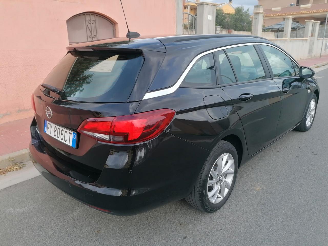 Opel Astra 1.6 CDTi 110CV Start&Stop Sports Tourer Business