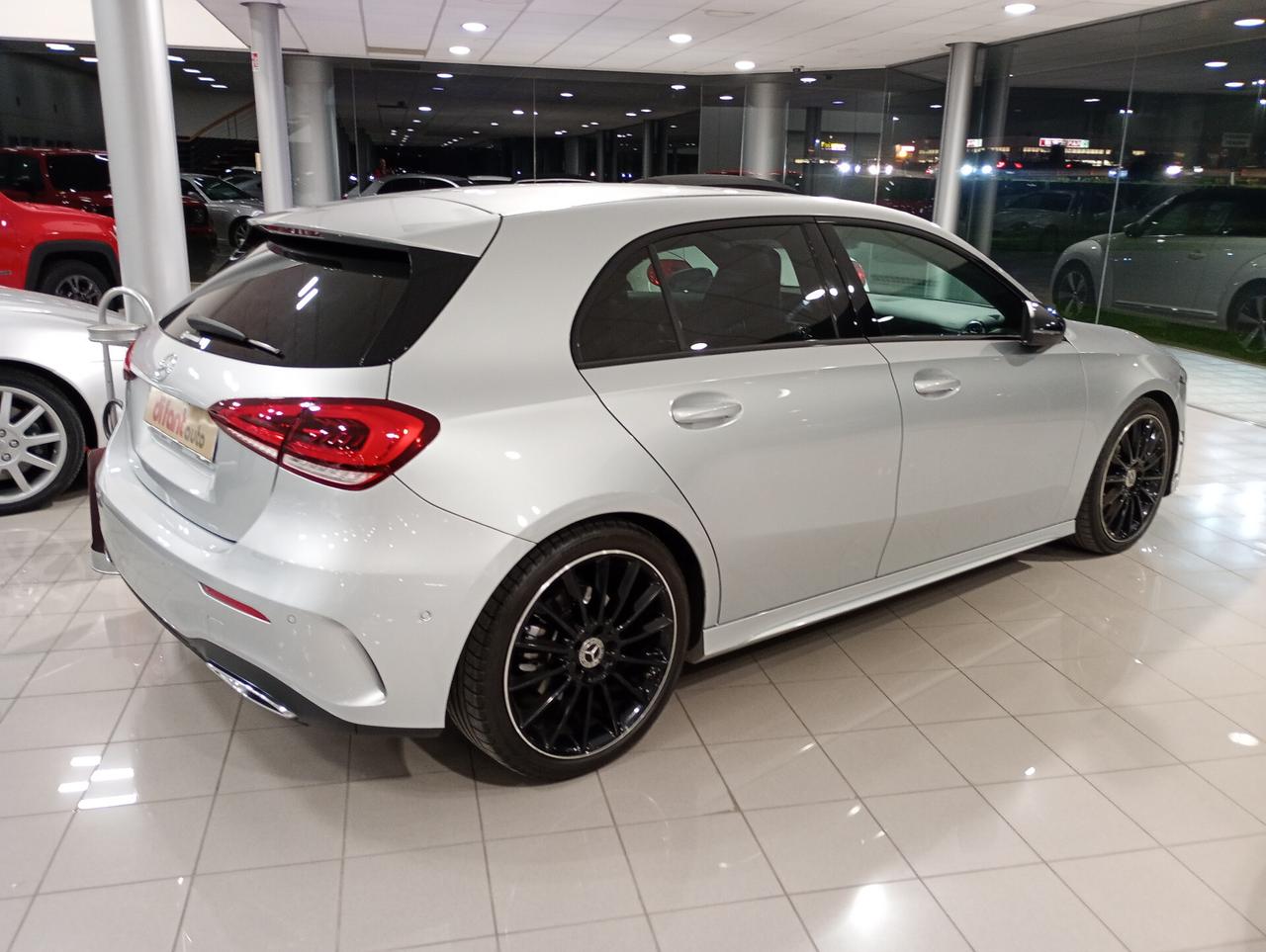 Mercedes-benz A 200 Automatic Premium Night Edition AMG