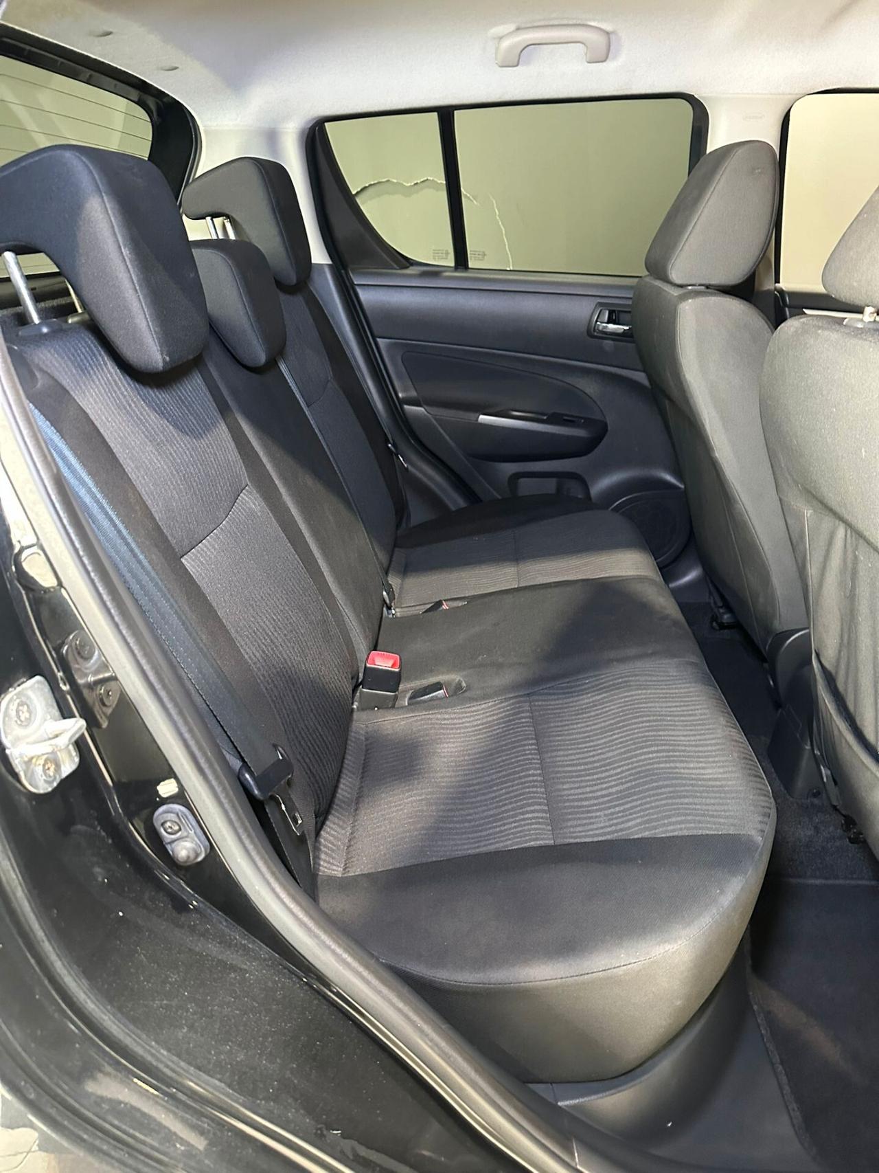 Suzuki Swift 1.3 DDiS B-COOL 5P