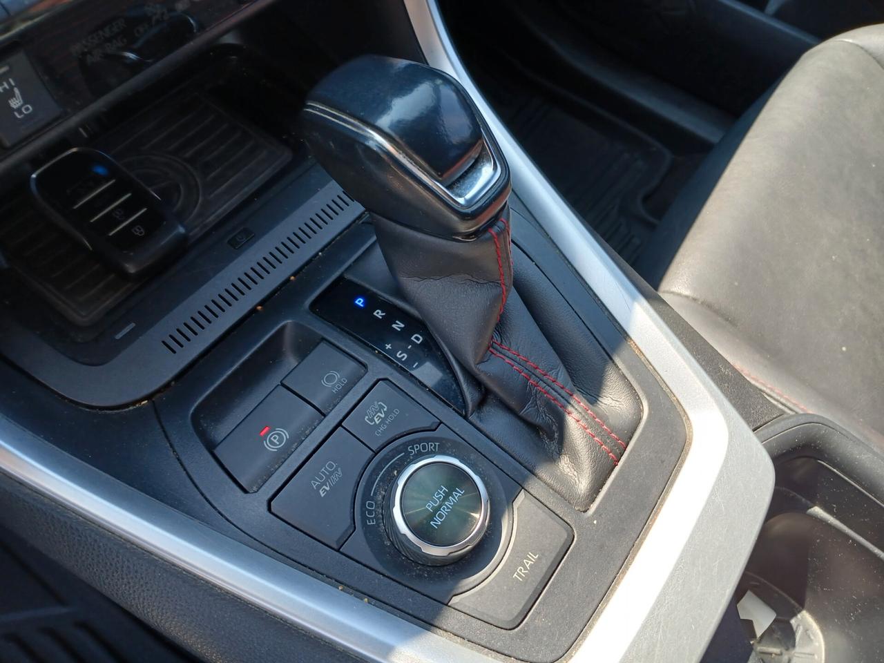 Suzuki Across 2.5 Plug-in Hybrid E-CVT 4WD Top