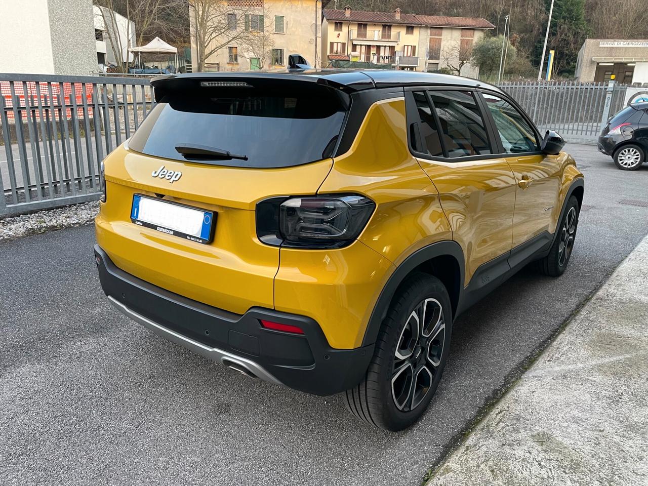 Jeep Avenger 1.2 Turbo 100 CV Summit