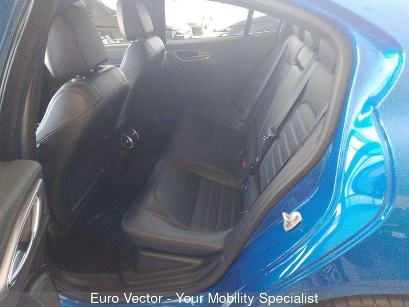 Alfa Romeo Giulia Giulia 2.2 Turbodiesel 210 CV AT8 AWD Q4 Veloce
